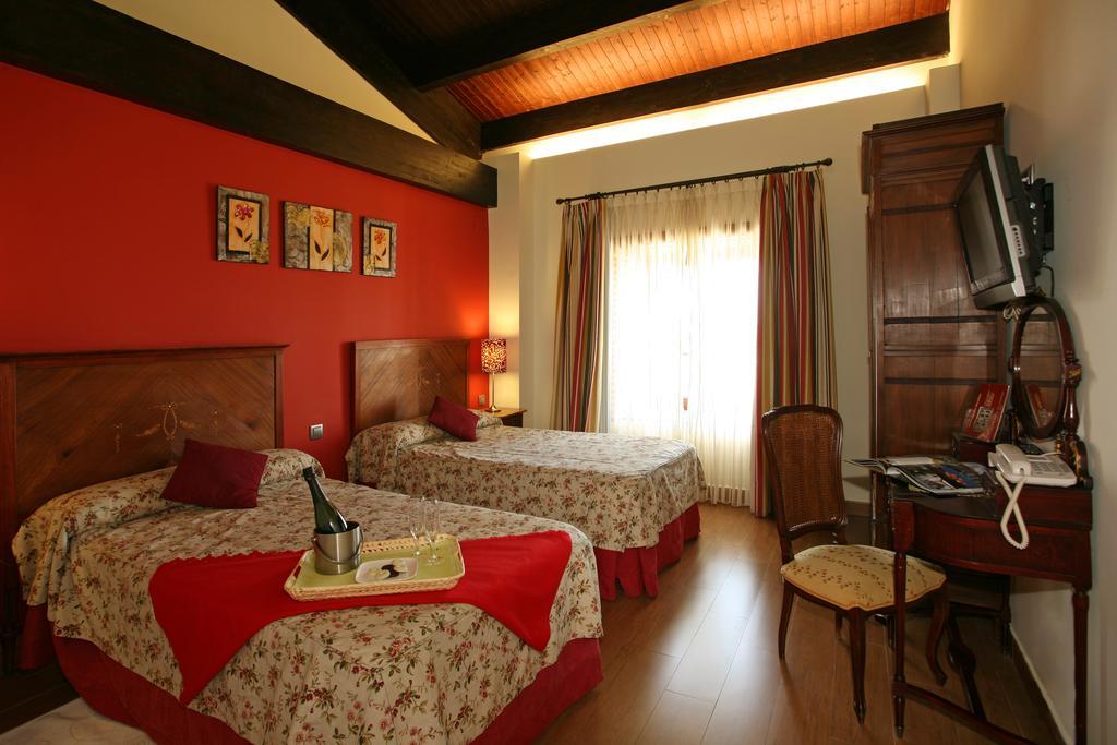 Hosteria Del Mudejar Avila Velayos Bagian luar foto