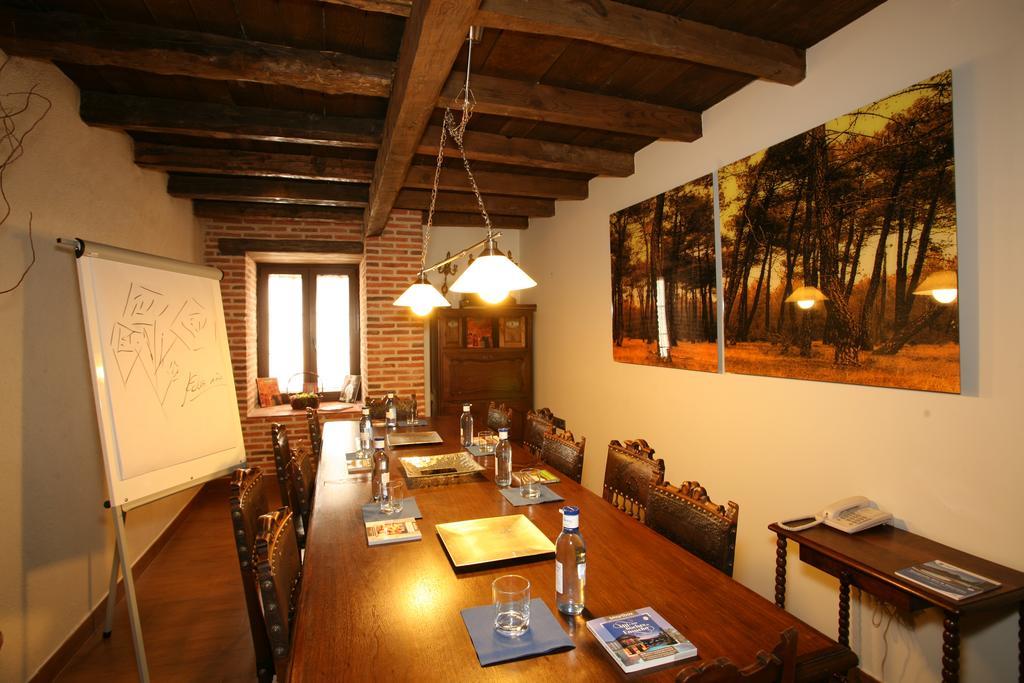 Hosteria Del Mudejar Avila Velayos Bagian luar foto