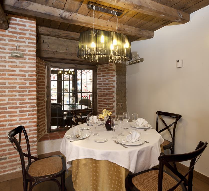 Hosteria Del Mudejar Avila Velayos Bagian luar foto